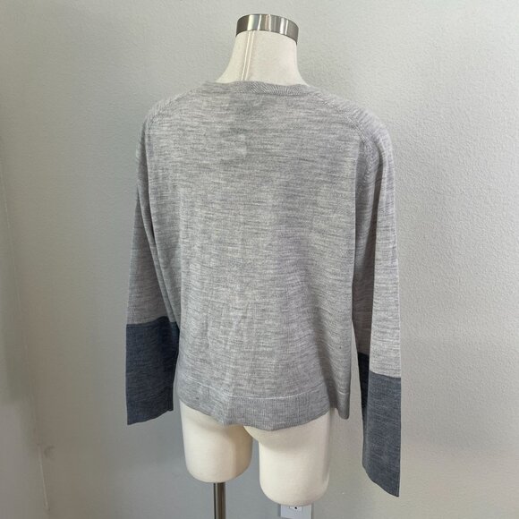NEW Club Monaco Womens Large Zaydie Sweater Grey 100% Wool V Neck Long Sleeve - Picture 8 of 9